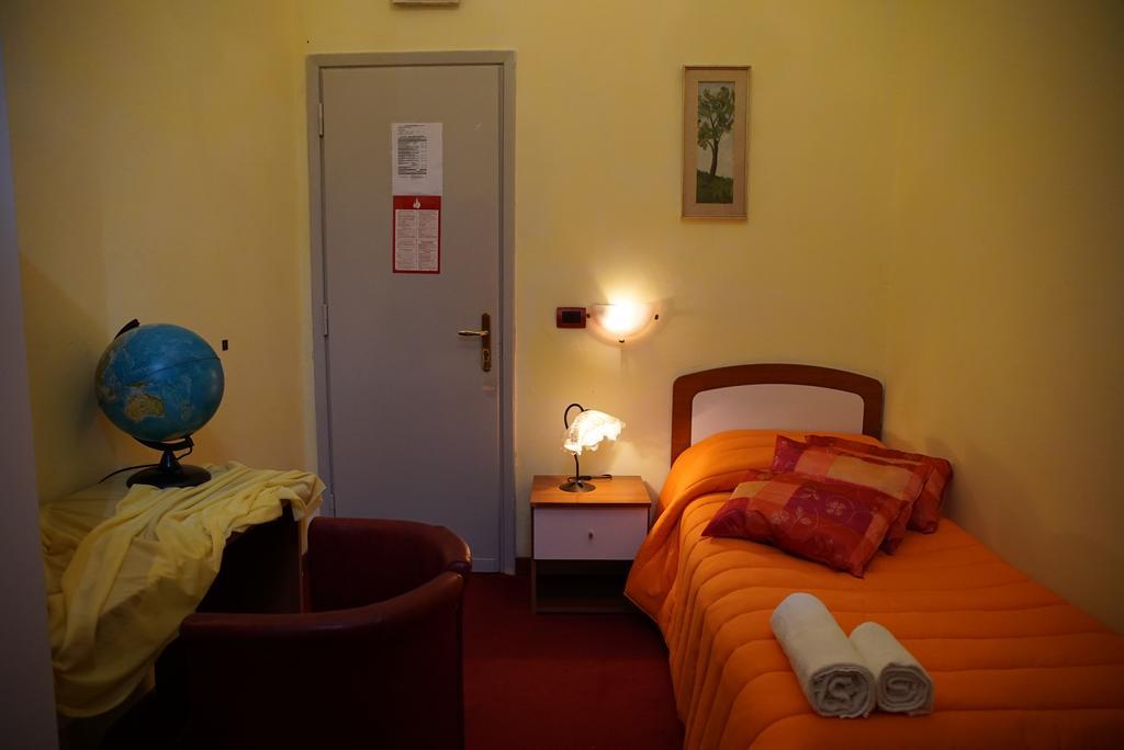 Hotel Buenos Aires มอนเตกาตินี แตร์เม ภายนอก รูปภาพ