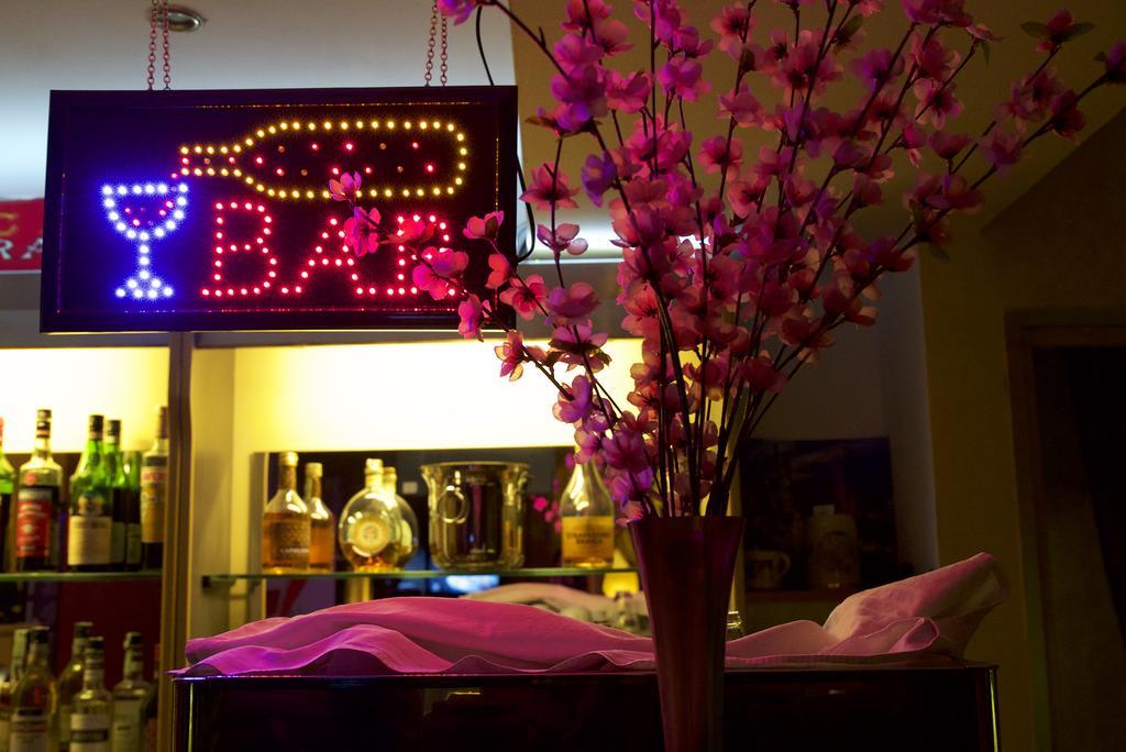 Hotel Buenos Aires มอนเตกาตินี แตร์เม ภายนอก รูปภาพ